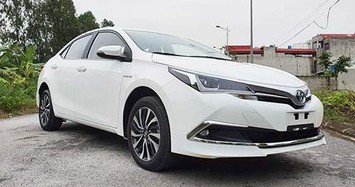 Toyota Corolla Hybrid 2019 'chào hàng' chỉ 300 triệu