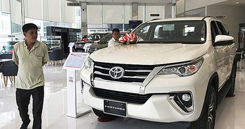 Toyota Fortuner bất ngờ giảm giá tới 85 triệu đồng 