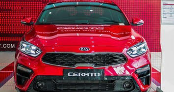 Kia Cerato giảm giá tới 40 triệu đồng kích cầu doanh số 
