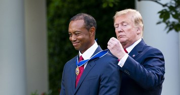 Tiger Woods nhận huân chương danh tự do từ tổng thống Trump