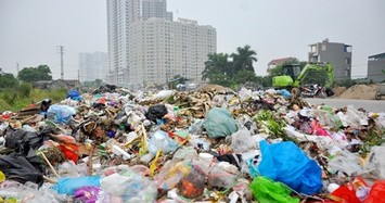 Hãi hùng cảnh rác thải “tấn công” khu đô thị, chung cư Hà Nội 