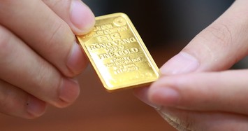 Giá vàng hôm nay: Vàng thế giới và trong nước biến động không ngừng