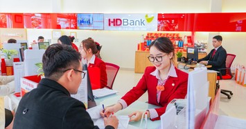 Gửi tiết kiệm tại HDBank, nữ khách hàng trúng 1 tỷ đồng
