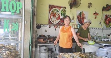 Quán cơm ở Bình Định bị tố dồn thức ăn thừa rồi bán cho khách mới 