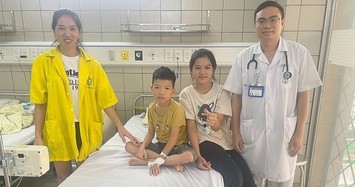 Chị gái 11 tuổi thổi ngạt, ép tim cứu em trai bị đuối nước