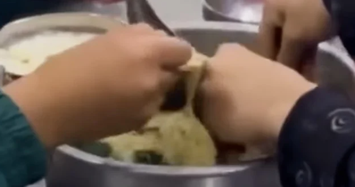 Thông tin mới nhất vụ 11 học sinh ăn 2 gói mì tôm chan cơm 