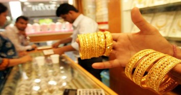 Giá vàng hôm nay: Giá vàng thế giới thấp hơn trong nước hơn 7 triệu đồng/lượng