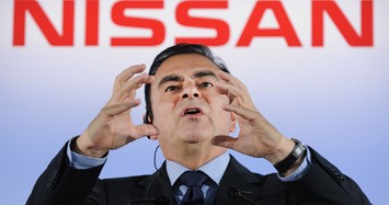 Cựu Chủ tịch Nissan Motor Carlos Ghosn bị Interpol truy nã