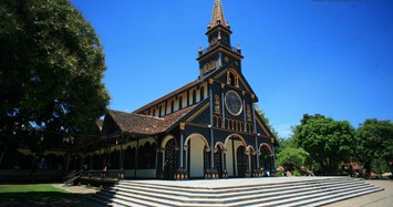 Ngắm 10 nhà thờ có kiến trúc đặc biệt nhất Việt Nam