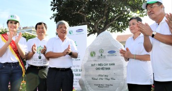 Vinamilk trồng hàng trăm cây xanh khắp Việt Nam để bảo vệ môi trường