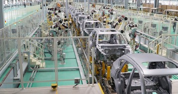 Bất ngờ cạn nguồn, nhiều nhà máy ô tô Việt lo phải ngừng sản xuất