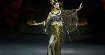 Hoa hậu Thiên Ân, Thùy Tiên trong trang phục truyền thống của Bali
