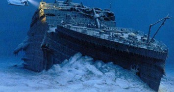 Cận cảnh xác tàu Titanic dưới đáy biển sâu 4.000 mét