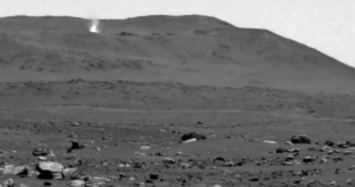 Video lốc xoáy bụi di chuyển trên sao Hỏa được NASA ghi lại