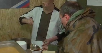 Đột nhập bếp ăn của binh sĩ Nga trên chiến trường Ukraine
