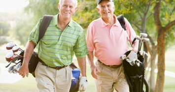 Khi đã lớn tuổi, bạn điều chỉnh cách chơi golf thế nào?