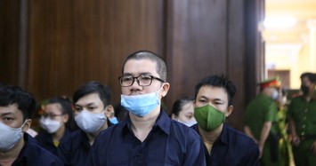  Hình ảnh Nguyễn Thái Luyện và đồng phạm tại phiên tòa vụ Công ty Alibaba lừa đảo