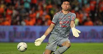 Thủ môn tuyển Việt Nam Đặng Văn Lâm giúp Muangthong bất bại trận thứ 6