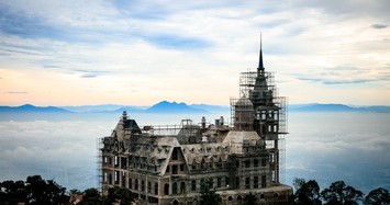 Chủ nhân của tòa lâu đài tráng lệ 400 tỷ trên đỉnh Tam Đảo là ai?