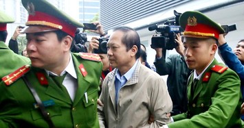 Chùm ảnh: 2 cựu bộ trưởng Nguyễn Bắc Son, Trương Minh Tuấn hầu tòa