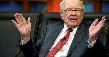 Nhà đầu tư huyền thoại Warren Buffett nắm giữ số tiền mặt kỷ lục 137 tỷ USD