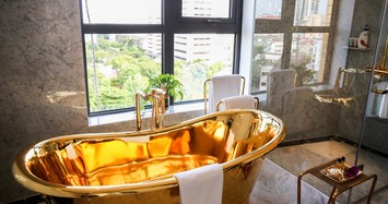 Bên trong khách sạn dát vàng ở Hà Nội sắp bị bán 