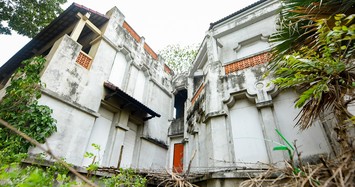 Nhếch nhác biệt thự xây không phép trên đất Cảng Hà Nội