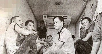 Cảnh sát ập vào khống chế 9 người ngồi chật kín trong thùng xe đông lạnh ở Sài Gòn 