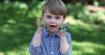 Những hình ảnh mới nhất của tiểu Hoàng tử Louis tròn 2 tuổi