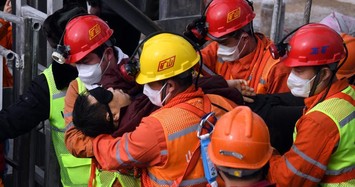 Cận cảnh cuộc giải cứu 11 thợ mỏ kẹt dưới lòng đất hai tuần