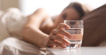 3 loại nước uống khi bụng đói cực gây hại