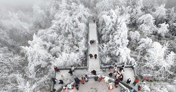 Trung Quốc chịu đợt lạnh bất thường, tuyết trắng phủ khắp nơi