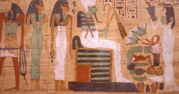 Người Ai Cập cổ đại giấu mùi cơ thể bằng cánh nào?