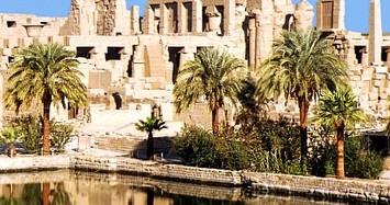 Ngôi đền khổng lồ thờ thần Mặt Trời ở Ai Cập