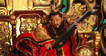 Hoàng đế Trung Quốc nào tự phong tướng quân dẫn binh đánh trận?