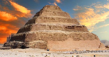 Bí mật ngàn năm trong kim tự tháp đầu tiên 4.700 tuổi của Ai Cập