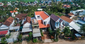 Ngôi nhà độc lạ với hệ mái ngói xếp tầng ở Quảng Ngãi