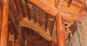 Trầm trồ nhà gỗ mít kiến trúc cổ của lão nông Hà Nội