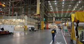 Choáng ngợp nhà máy sản xuất máy bay của Boeing ở Mỹ