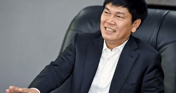 Vốn hóa HPG 'bay hơi' hơn 12.000 tỷ, con Chủ tịch Trần Đình Long dự chi gần 400 tỷ 'đỡ giá'