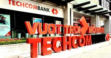 Techcombank đặt kế hoạch lợi nhuận 2023 suy giảm 14% 