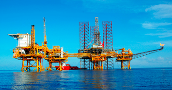 Mỏ dầu Lạc Đà Vàng nhận được FID, mang lại công việc tiềm năng cho PVS và PVD