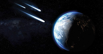 Cảnh báo sự sống Trái đất có thể bị xóa sổ bởi mảnh vỡ sao chổi