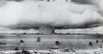12 bức ảnh về các vụ nổ bom nguyên tử khiến con người rùng mình