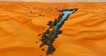 Khám phá “thiên đường đã mất” ở sa mạc Sahara