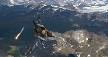 Cận cảnh chiến đấu cơ F-22 và F-16 sánh đôi ở ở Mỹ