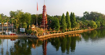 Những đền chùa linh thiêng để cầu may dịp đầu năm ở Hà Nội