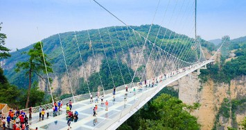 Rợn người những cây cầu dị nhất Trung Quốc