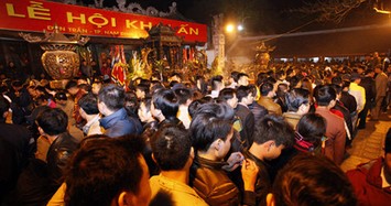 Huy động 2.000 người, dựng lưới B40 bảo vệ lễ khai ấn đền Trần