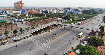 Cận cảnh cây cầu bộ hành "2 trong 1" đầu tiên ở Hà Nội